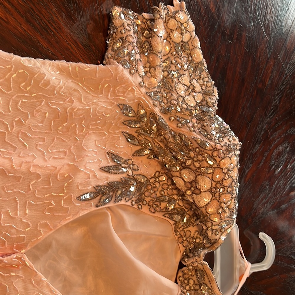 Pink and silver sequin cocktail dress, size 12 100% silk polyester lining.